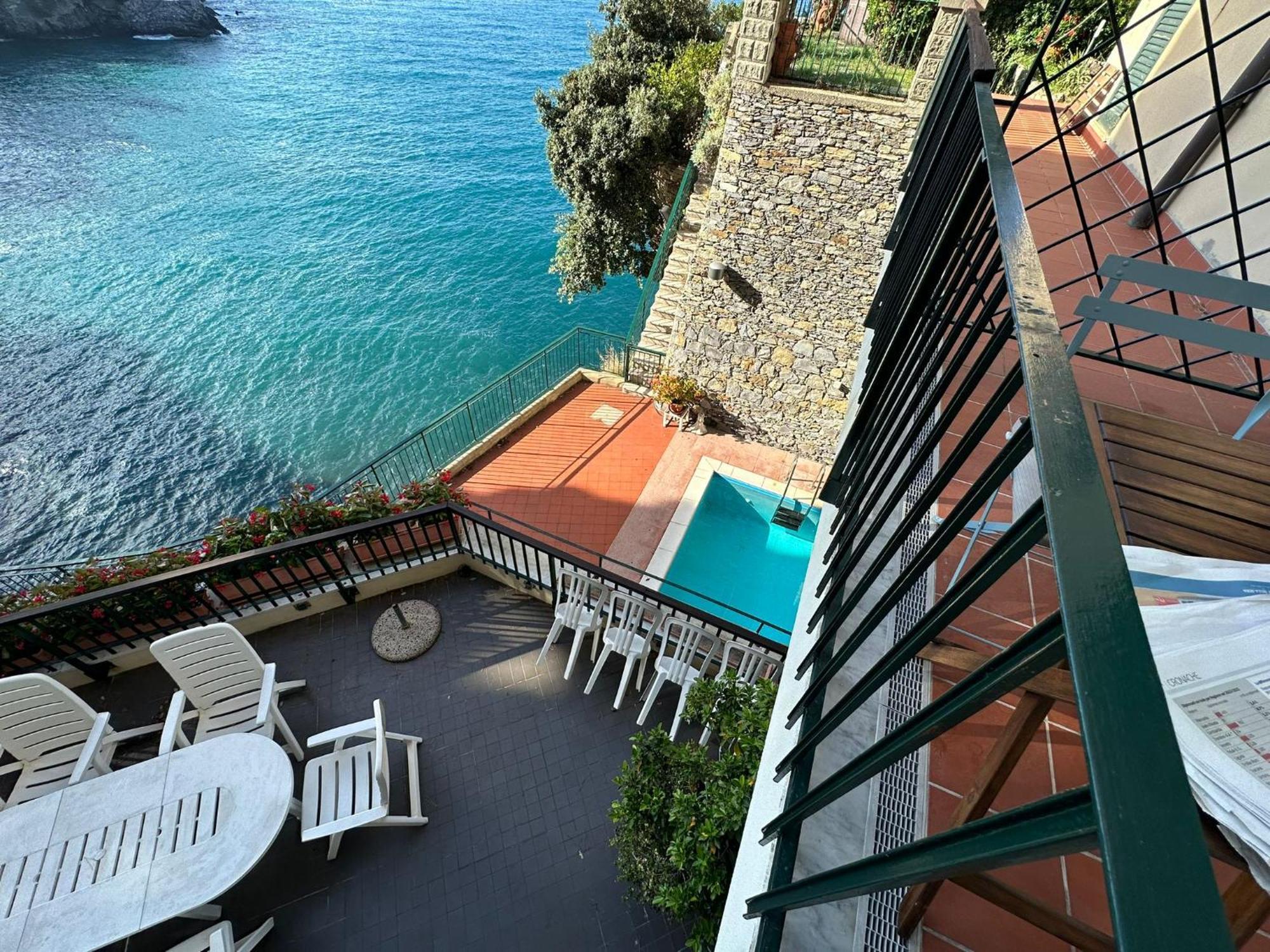 Pieve Ligure A Picco Sul Mare Con Piscina Villa Regina Exteriör bild